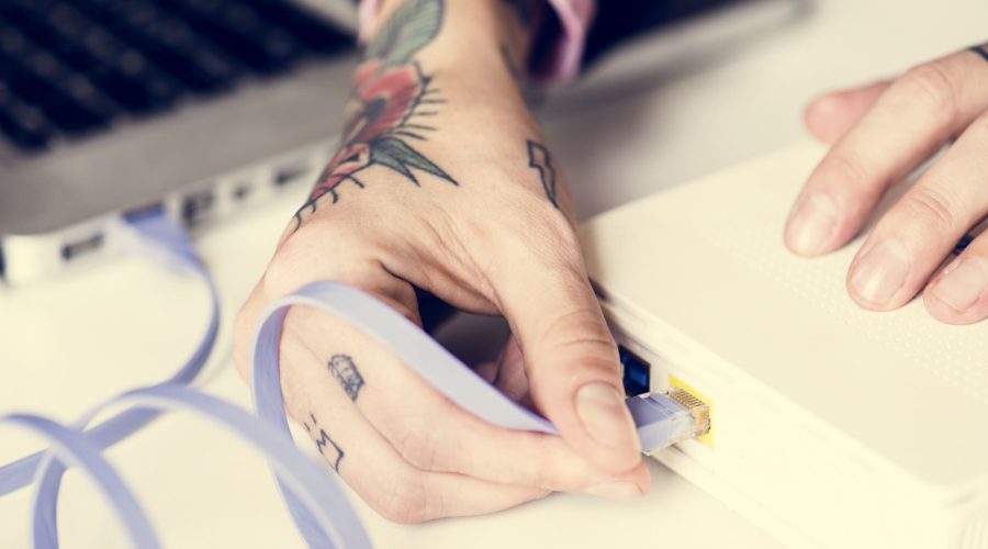 Ethernet cable conect to device