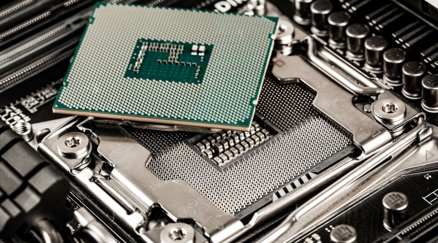 Intel i7 9700K processor and motherboard